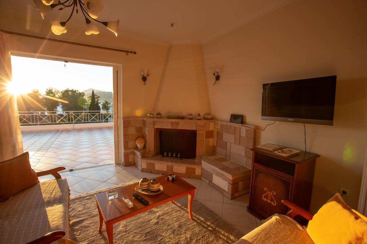 My Nafpaktos Resort Экстерьер фото